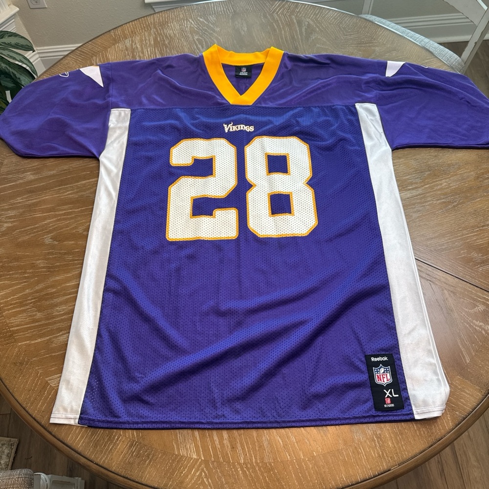 Vintage Minnesota Vikings Adrian Peterson jersey 28